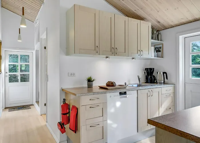 Semesterbostad Holiday Home Hojby 9 *