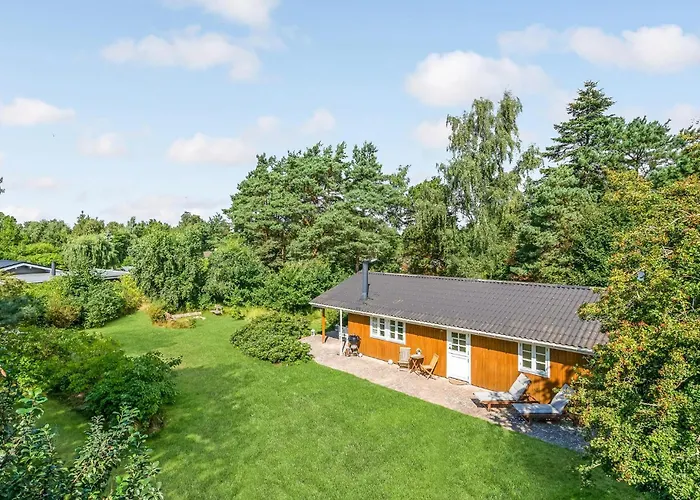 Holiday Home Hojby 9 Semesterbostad Højby